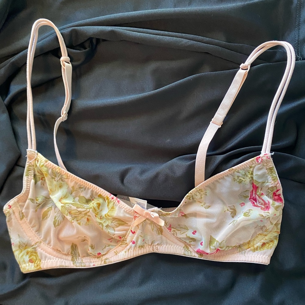 XXI 32C floral Mesh lingerie Bra